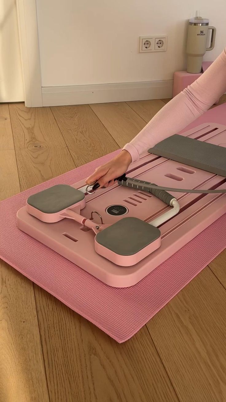 Foldable Pilates Board – Full Body Home Gym